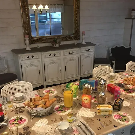 Les Belles Epoques - Proche Puy Du Fou Bed & Breakfast Montfaucon (Gard)