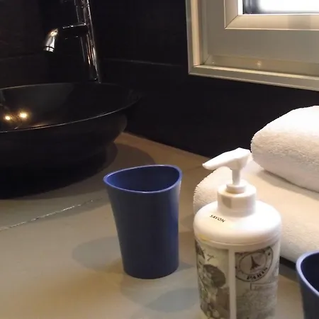 Les Belles Epoques - Proche Puy Du Fou Bed & Breakfast 3*