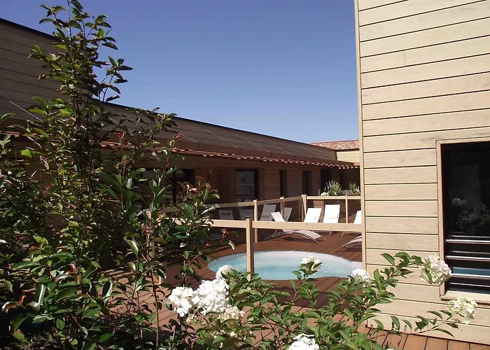 Les Belles Epoques - Proche Puy Du Fou B&B Montfaucon (Gard)