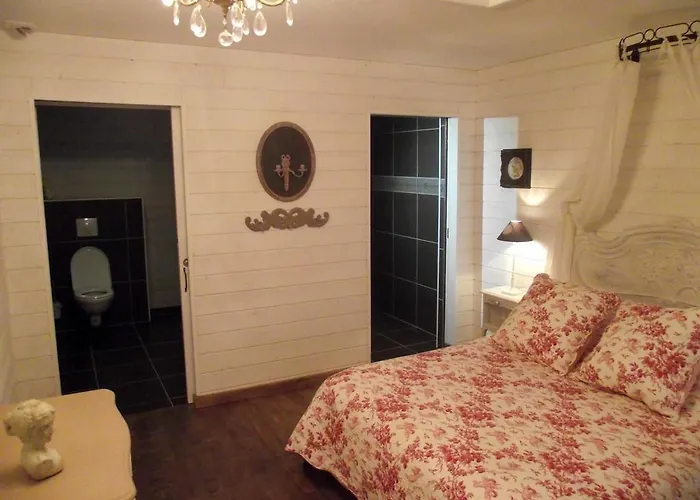 Les Belles Epoques - Proche Puy Du Fou Montfaucon (Gard)