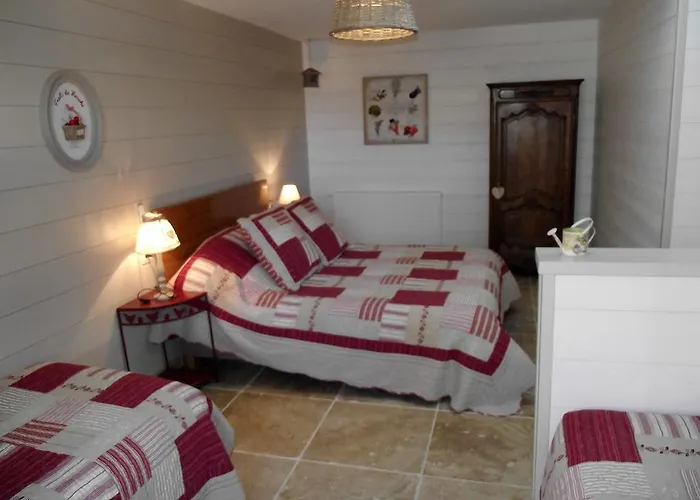 Les Belles Epoques - Proche Puy Du Fou