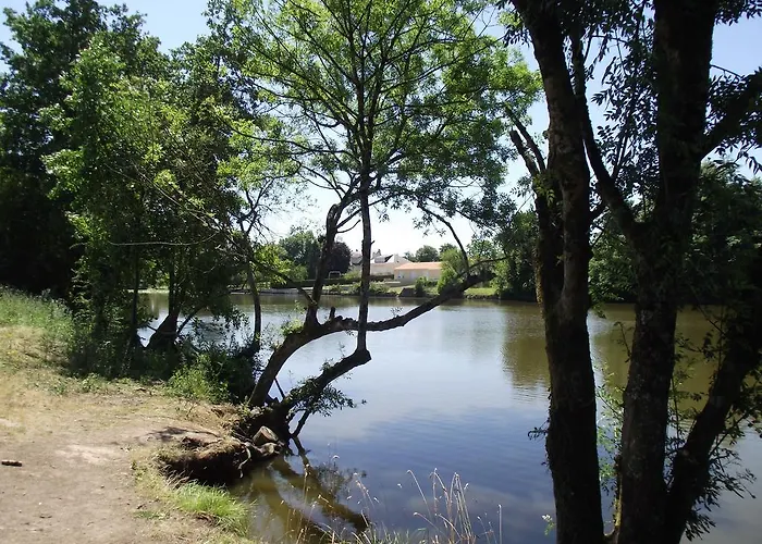 Les Belles Epoques - Proche Puy Du Fou Montfaucon (Gard)