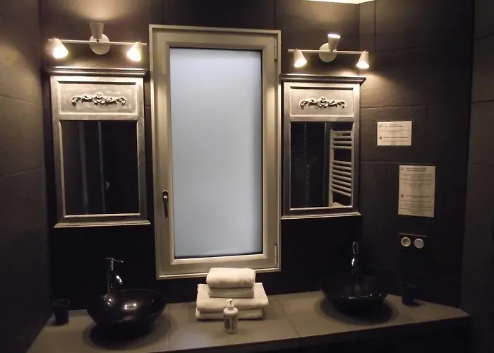 Les Belles Epoques - Proche Puy Du Fou Montfaucon (Gard)