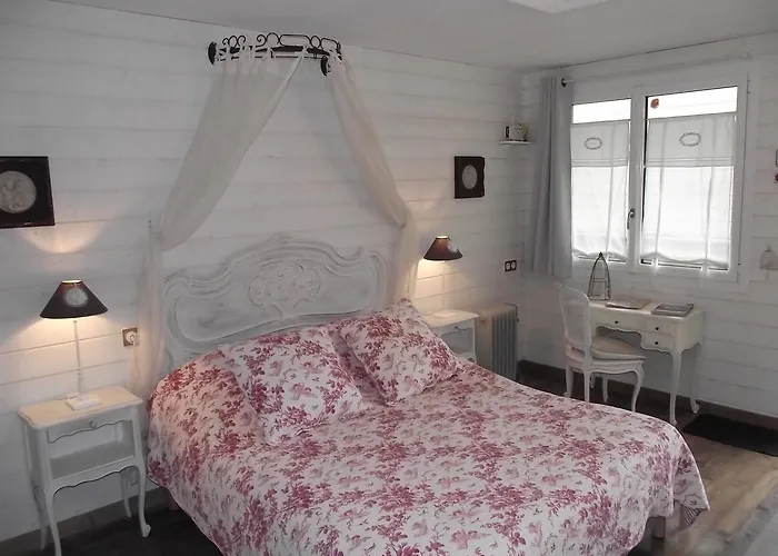 Les Belles Epoques - Proche Puy Du Fou B&B 3*